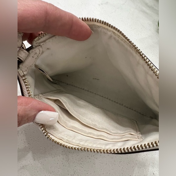 COACH Zippered Weistlet - Picture 4 of 7